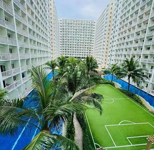 Shore D22 Shortwalk Moa Balconypoolview マニラ市